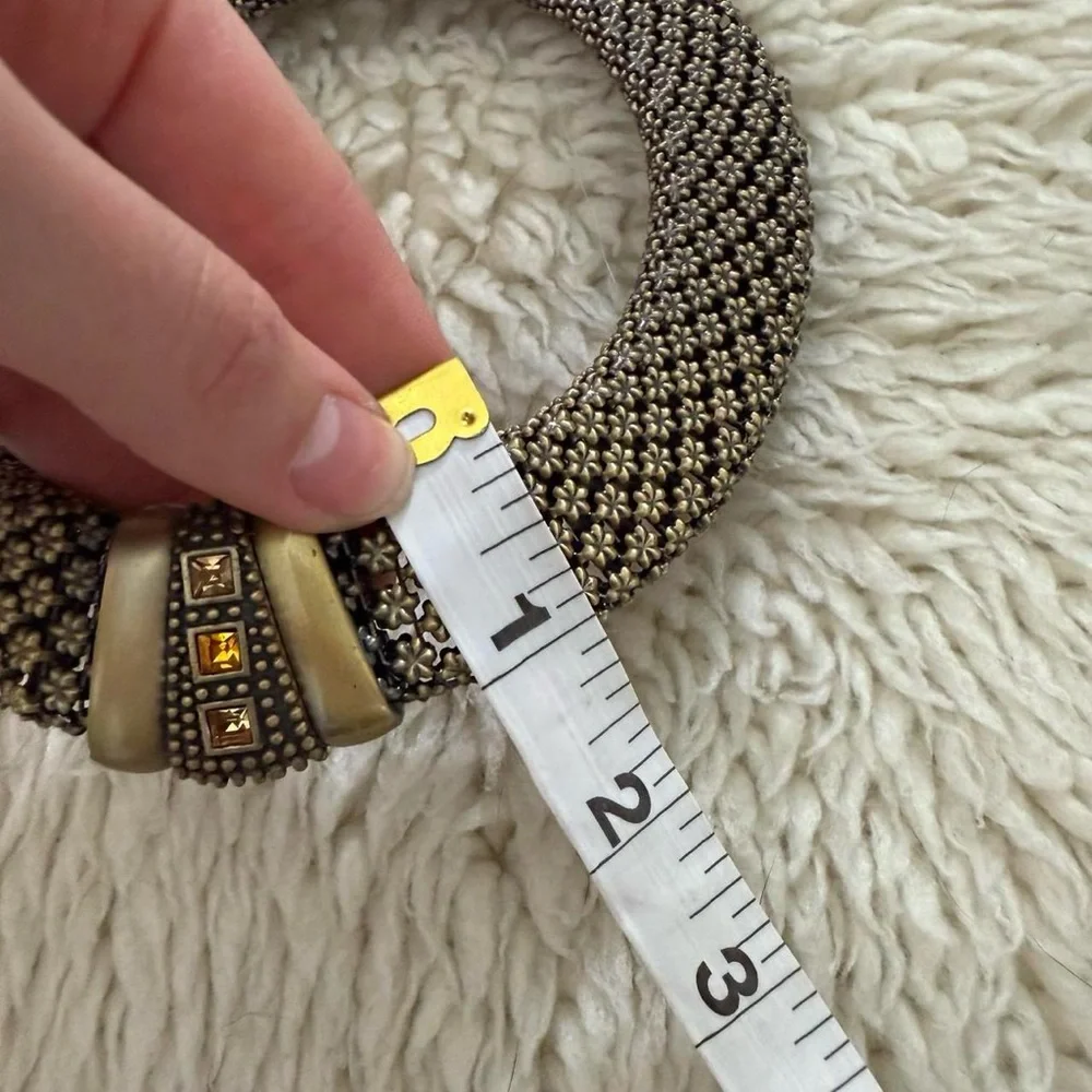 Vintage-Inspired Gold Beaded Choker Necklace - Picture 6 of 7